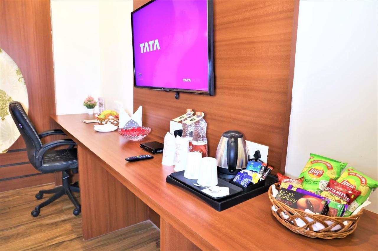 Hotel Sidh Vedantha Patna  Bagian luar foto