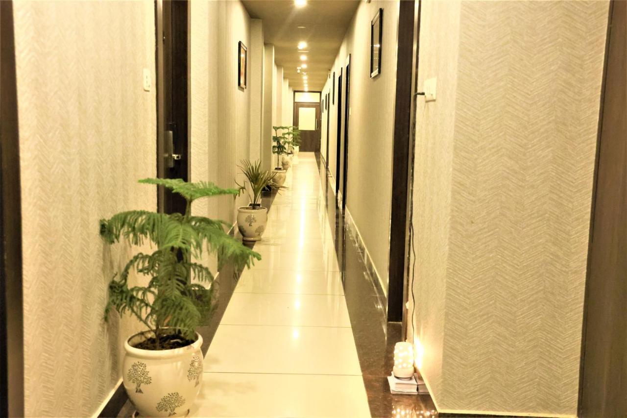 Hotel Sidh Vedantha Patna  Bagian luar foto