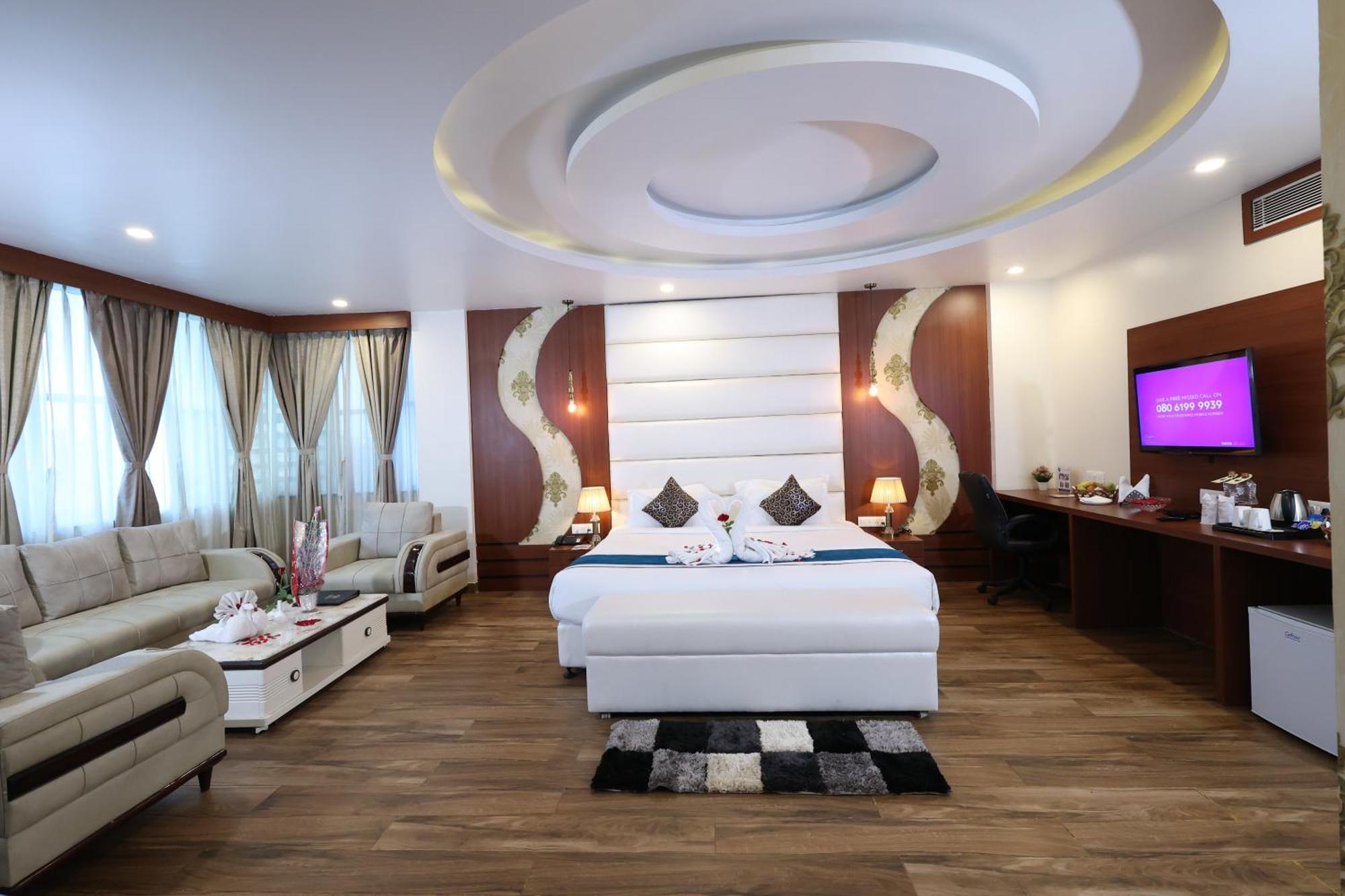 Hotel Sidh Vedantha Patna  Bagian luar foto