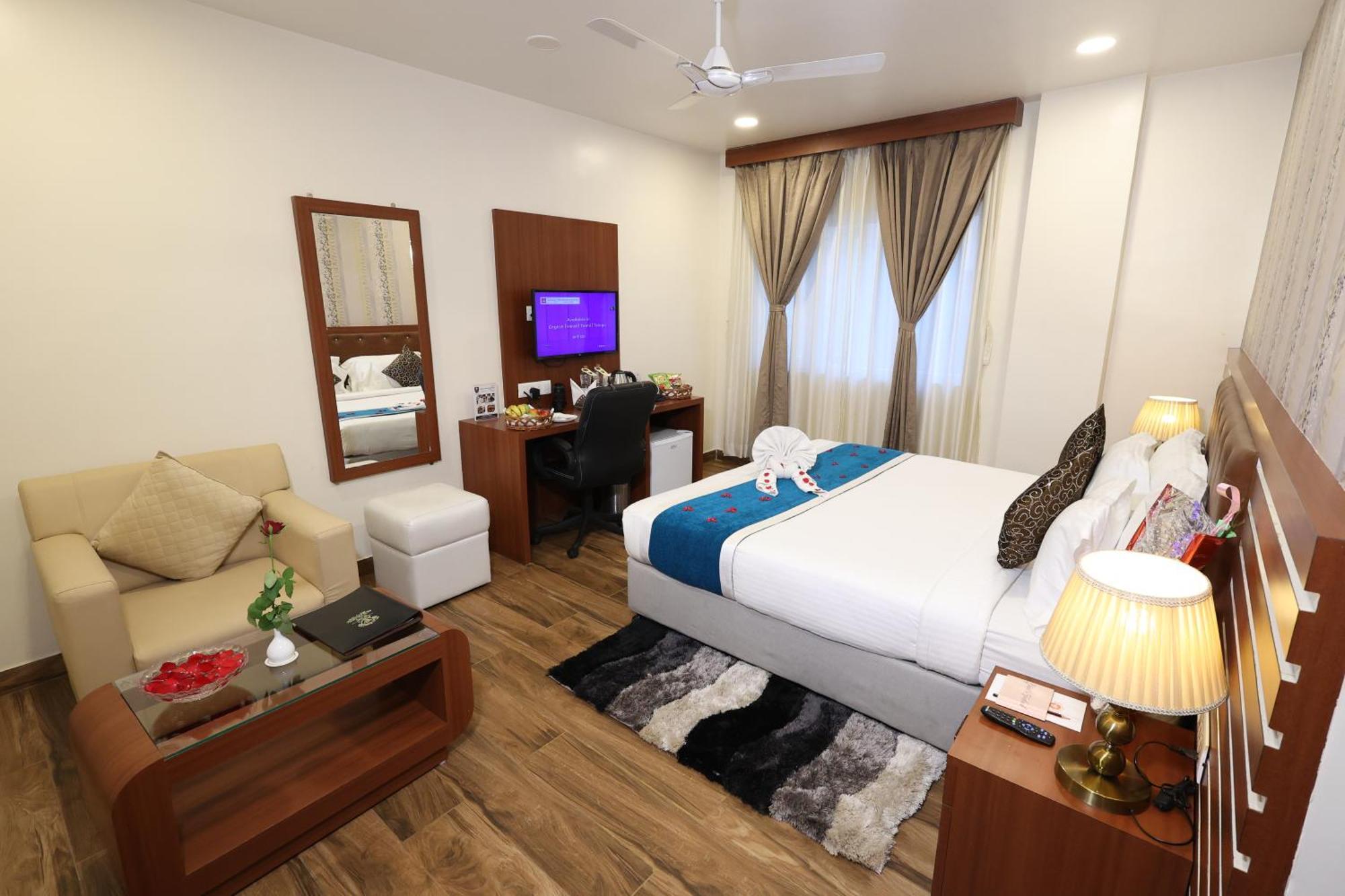 Hotel Sidh Vedantha Patna  Bagian luar foto