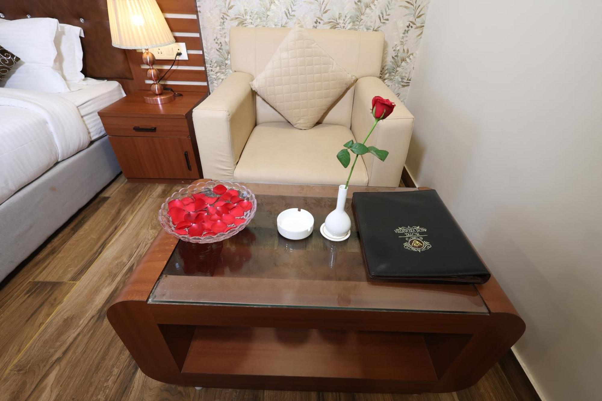 Hotel Sidh Vedantha Patna  Bagian luar foto
