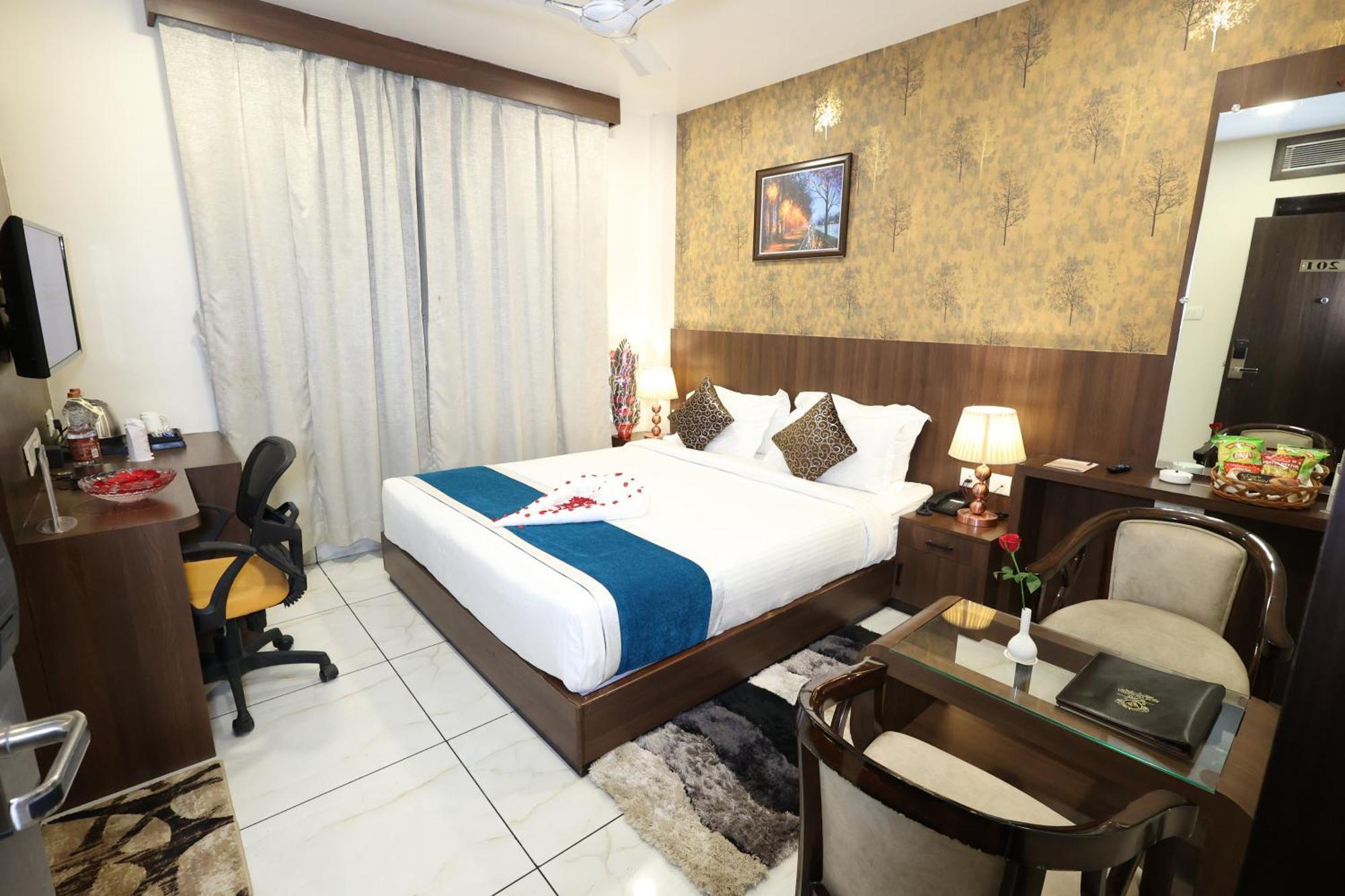 Hotel Sidh Vedantha Patna  Bagian luar foto