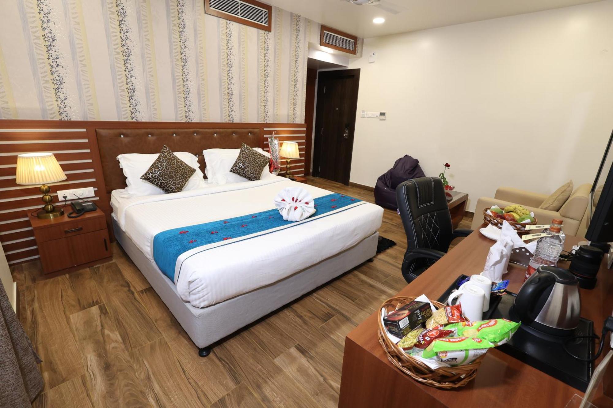 Hotel Sidh Vedantha Patna  Bagian luar foto